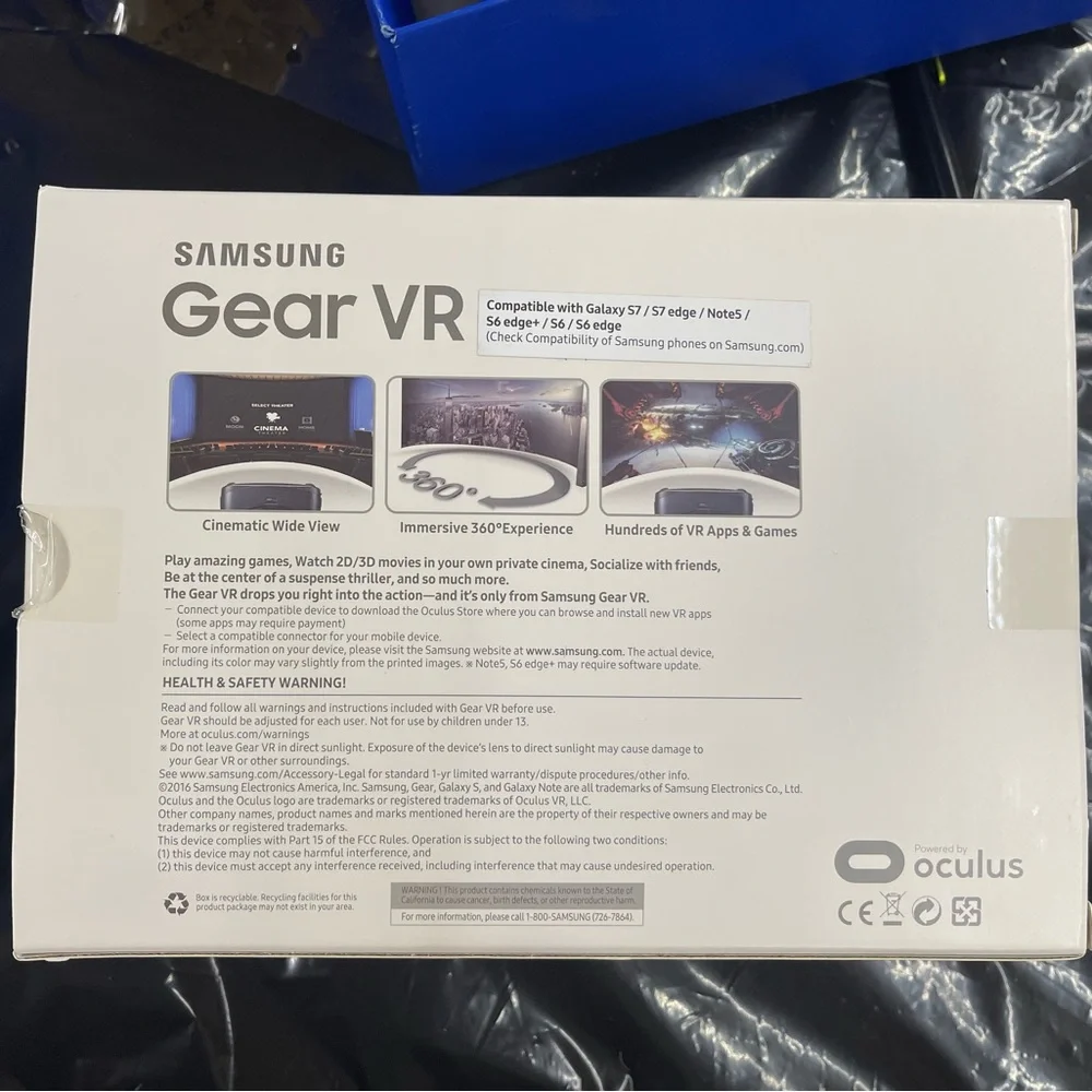New Samsung Gear VR Headset SM-R323 Oculus 2016 Galaxy Virtual Reality